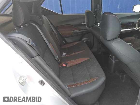 2020 Nissan Kicks SR z VIN 3N1CP5DV7LL532884, wystawiony jako Copart lot #58749755 z przebiegiem 78 846 mil mil oraz Czysty tytuł • Clean title. Historia ofert i sprzedaży dostępna na DreamBid. Obrazek 10.