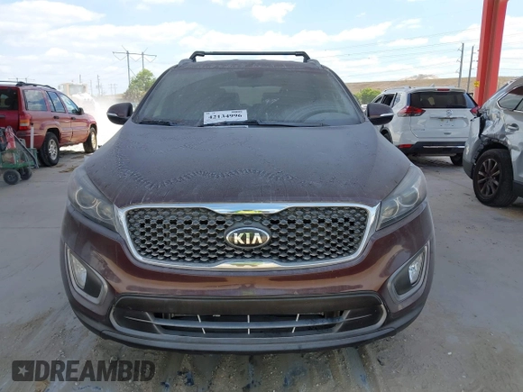 2016 Kia Sorento LX with VIN 5XYPGDA52GG139983, listed as a IAAI auction lot 42134996 with 120,259 mi miles. Bid and sale history available at carsss.com. Image 12.