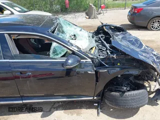 2021 Volkswagen Arteon SEL R-Line с VIN WVWSR7AN1ME005265, выставлен на аукционе IAAI как лот 42274686 с пробегом Не указан миль и . История ставок и продаж доступна на DreamBid. Изображение 16.