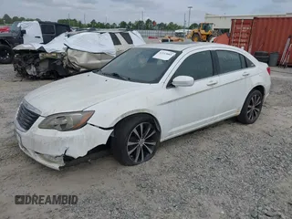 2012 Chrysler 200 S with VIN 1C3CCBHG5CN108501, listed as a IAAI auction lot 42113885 with 140,153 mi miles and . Bid and sale history available at DreamBid. Image 2.