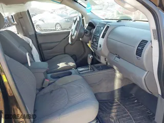 2018 Nissan Frontier SV V6 with VIN 1N6AD0ER2JN758925, listed as a IAAI auction lot 41440308 with 100266 miles. Bid and sale history available at carsss.com. Image 5.