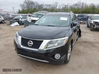 2016 Nissan Pathfinder Platinum with VIN 5N1AR2MM5GC634928, listed as a IAAI auction lot 41821951 with 113,186 mi miles. Bid and sale history available at carsss.com. Image 18.