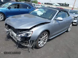 2015 Audi A5 Premium Plus z VIN WAUMFAFH6FN006946, wystawiony jako IAAI lot #42188356 z przebiegiem 147 402 mil mil oraz . Historia ofert i sprzedaży dostępna na DreamBid. Obrazek 2.
