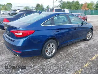 2015 Hyundai Sonata SE z VIN 5NPE24AF8FH031230, wystawiony jako IAAI lot #42115073 z przebiegiem 120 969 mil mil oraz . Historia ofert i sprzedaży dostępna na DreamBid. Obrazek 4.