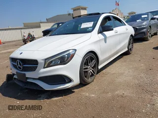 2019 Mercedes-Benz CLA 250 z VIN WDDSJ4EB1KN726095, wystawiony jako IAAI lot #42302491 z przebiegiem 78 338 mil mil oraz . Historia ofert i sprzedaży dostępna na DreamBid. Obrazek 18.