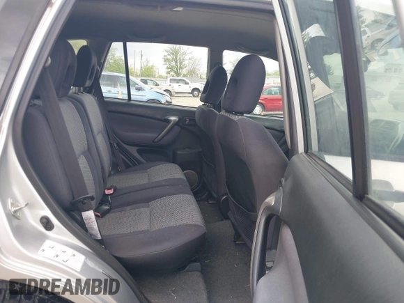 2005 Toyota RAV4 with VIN JTEGD20V750053467, listed as a IAAI auction lot 42127532 with 421,160 mi miles and . Bid and sale history available at DreamBid. Image 8.