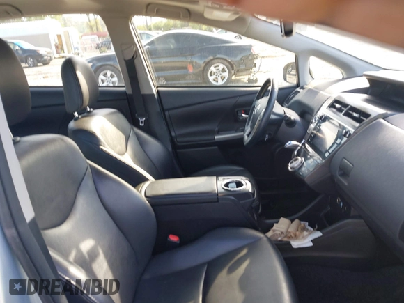 2016 Toyota Prius v Two with VIN JTDZN3EU2GJ042440, listed as a IAAI auction lot 42008316 with 160,000 mi miles. Bid and sale history available at carsss.com. Image 5.