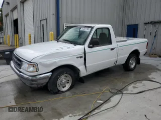 1997 Ford Ranger XLT z VIN 1FTCR10A6VUD38309, wystawiony jako Copart lot #54357705 z przebiegiem 129 777 mil mil oraz Szkody całkowita. Historia ofert i sprzedaży dostępna na DreamBid. Obrazek 1.