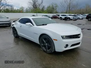 2013 Chevrolet Camaro LT z VIN 2G1FC1E38D9172713, wystawiony jako Copart lot #52681855 z przebiegiem 65 440 mil mil oraz Czysty tytuł • Clean title. Historia ofert i sprzedaży dostępna na DreamBid. Obrazek 11.