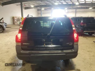 2004 Volvo V70 XC Cross Country with VIN YV1SZ59H641130475, listed as a Copart auction lot 49985455 with 168,328 mi miles and Salvage title. Bid and sale history available at DreamBid. Image 6.