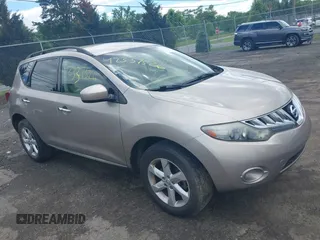 2010 Nissan Murano SL z VIN JN8AZ1MW5AW129109, wystawiony jako IAAI lot #42337526 z przebiegiem 166 145 mil mil oraz . Historia ofert i sprzedaży dostępna na DreamBid. Obrazek 1.