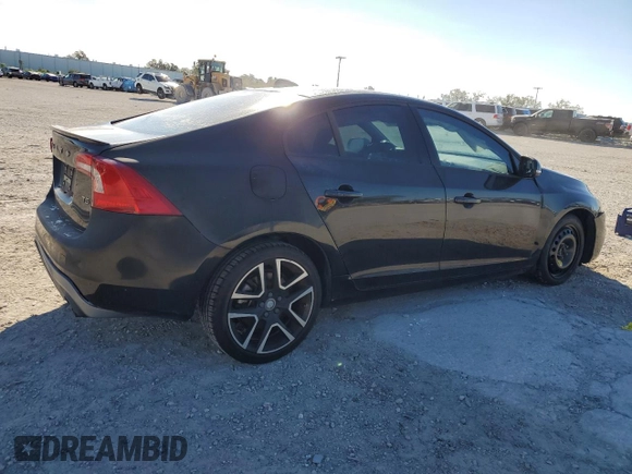 2018 Volvo S60 Dynamic with VIN YV126MFL0J2465751, listed as a Copart auction lot 80703394 with 91,342 mi miles and Salvage Title. Bid and sale history available at carsss.com. Image 3.