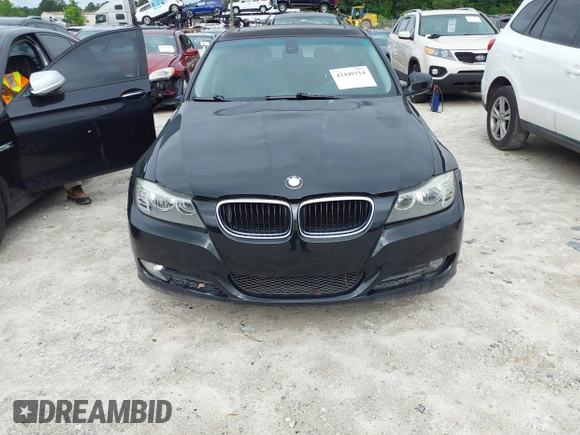 2009 BMW 3 Series 328i with VIN WBAPH775X9NM27054, listed as a IAAI auction lot 42449314 with 169,657 mi miles and . Bid and sale history available at DreamBid. Image 6.