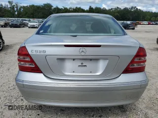 2004 Mercedes-Benz C 320 with VIN WDBRF64J94F458584, listed as a Copart auction lot 71086584 with 112,052 mi miles and Salvage Title. Bid and sale history available at DreamBid. Image 6.