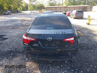 2015 Toyota Corolla L z VIN 2T1BURHE4FC358895, wystawiony jako IAAI lot #42186642 z przebiegiem 219 638 mil mil oraz . Historia ofert i sprzedaży dostępna na DreamBid. Obrazek 17.