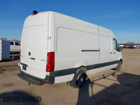 2023 Mercedes-Benz Sprinter Cargo with VIN W1Y4NCHYXPT153665, listed as a IAAI auction lot 41322090 with 203,587 mi miles and . Bid and sale history available at carsss.com. Image 4.