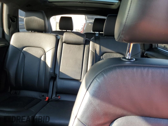 2015 Audi Q7 S line Prestige z VIN WA1DGAFE4FD028868, wystawiony jako Copart lot #42182795 z przebiegiem 127 491 mil mil oraz Szkoda całkowita • Salvage title. Historia ofert i sprzedaży dostępna na DreamBid. Obrazek 10.