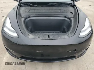 2022 Tesla Model Y Long Range with VIN 7SAYGAEE1NF381491, listed as a Copart auction lot 52694185 with 33,412 mi miles and Salvage Title. Bid and sale history available at DreamBid. Image 11.