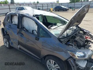 2015 Honda Fit LX с VIN 3HGGK5H54FM714873, выставлен на аукционе IAAI как лот 40088297 с пробегом 95 367 миль миль и . История ставок и продаж доступна на DreamBid. Изображение 6.