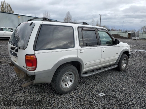 2000 Ford Explorer XLS z VIN 1FMZU72EXYZC48160, wystawiony jako Copart lot #50970935 z przebiegiem 171 432 mil mil oraz Szkoda całkowita • Salvage title. Historia ofert i sprzedaży dostępna na DreamBid. Obrazek 3.