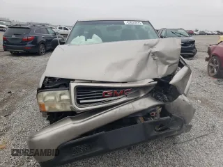 2000 GMC Sonoma SLS with VIN 1GTCS19W2Y8201805, listed as a Copart auction lot 43633925 with 0 mi miles and Salvage Title. Bid and sale history available at carsss.com. Image 5.