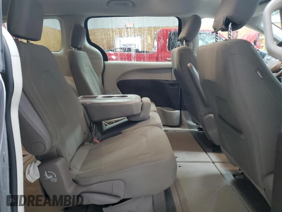 2017 Chrysler Pacifica Touring with VIN 2C4RC1DG2HR501078, listed as a Copart auction lot 54834335 with 127,585 mi miles and Clean Title. Bid and sale history available at DreamBid. Image 11.