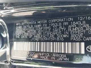 2017 Toyota Prius One z VIN JTDKDTB39H1591876, wystawiony jako IAAI lot #42086978 z przebiegiem 115 070 mil mil oraz . Historia ofert i sprzedaży dostępna na DreamBid. Obrazek 9.