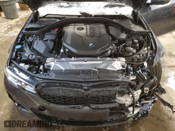 2022 BMW 3 Series M340i xDrive with VIN WBA5U9C02NFL66019, listed as a Copart auction lot 86330044 with 42,394 mi miles and Salvage Title. Bid and sale history available at DreamBid. Image 11.