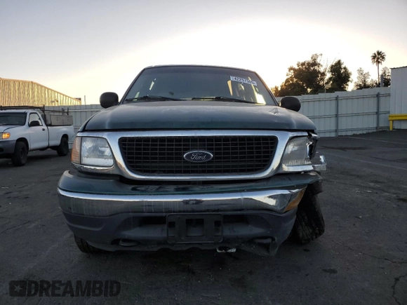 2000 Ford Expedition XLT with VIN 1FMRU1666YLA59489, listed as a Copart auction lot 42257505 with Not Provided miles and Salvage Title. Bid and sale history available at DreamBid. Image 5.
