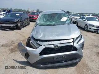 2022 Toyota RAV4 XLE with VIN 2T3P1RFV5NW260495, listed as a IAAI auction lot 42321407 with 69,538 mi miles and . Bid and sale history available at DreamBid. Image 12.