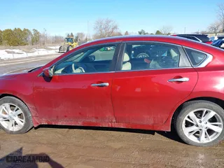 2014 Nissan Altima 2.5 SV with VIN 1N4AL3AP9EC134459, listed as a IAAI auction lot 41758775 with 66,980 mi miles. Bid and sale history available at carsss.com. Image 14.