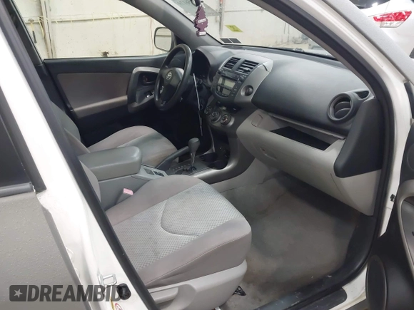 2006 Toyota RAV4 with VIN JTMBK33V365008438, listed as a IAAI auction lot 41956179 with 215,690 mi miles. Bid and sale history available at carsss.com. Image 5.
