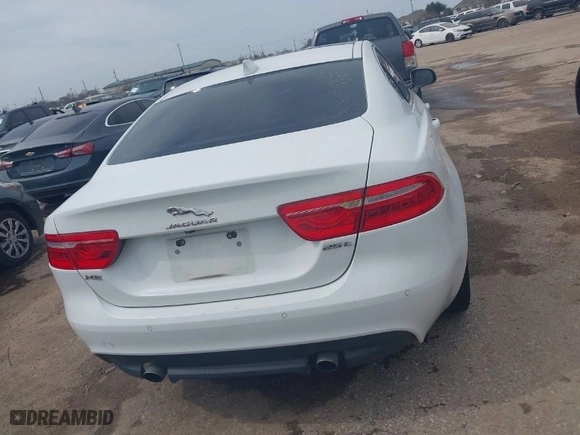 2019 Jaguar XE 25t Premium with VIN SAJAD4FX1KCP44679, listed as a IAAI auction lot 41659314 with 91,701 mi miles. Bid and sale history available at carsss.com. Image 16.