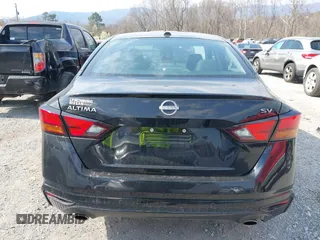 2024 Nissan Altima SV with VIN 1N4BL4DV8RN340743, listed as a IAAI auction lot 41904800 with 15,903 mi miles and . Bid and sale history available at carsss.com. Image 16.