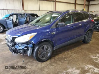 2016 Ford Escape SE z VIN 1FMCU9GX9GUB94017, wystawiony jako Copart lot #58201725 z przebiegiem 130 750 mil mil oraz Szkody całkowita. Historia ofert i sprzedaży dostępna na DreamBid. Obrazek 1.