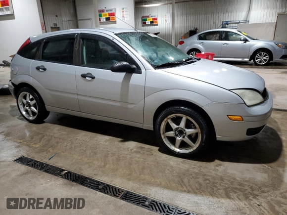 2007 Ford Focus S with VIN 1FAHP37N17W334021, listed as a Copart auction lot 47829725 with 187,745 mi miles and Salvage Title. Bid and sale history available at carsss.com. Image 4.