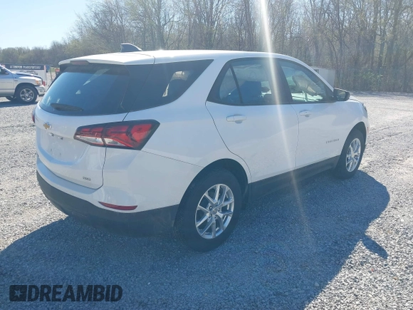 2024 Chevrolet Equinox LS with VIN 3GNAX5EG6RL281165, listed as a IAAI auction lot 41850451 with 11,475 mi miles. Bid and sale history available at carsss.com. Image 4.