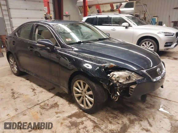 2009 Lexus IS 250 z VIN JTHCK262092031809, wystawiony jako IAAI lot #41993592 z przebiegiem 224 205 mil mil oraz . Historia ofert i sprzedaży dostępna na DreamBid. Obrazek 1.