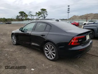 2021 Volvo S60 Momentum with VIN 7JR102FK3MG094687, listed as a Copart auction lot 48361733 with 17,920 mi miles. Bid and sale history available at carsss.com. Image 2.