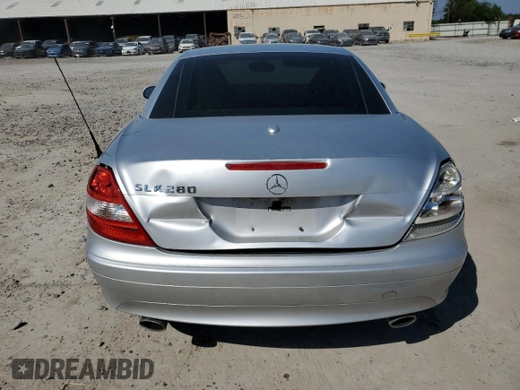 2008 Mercedes-Benz SLK-Class 3.0L with VIN WDBWK54F68F189325, listed as a Copart auction lot 75821874 with 131,326 mi miles and Salvage Title. Bid and sale history available at carsss.com. Image 6.