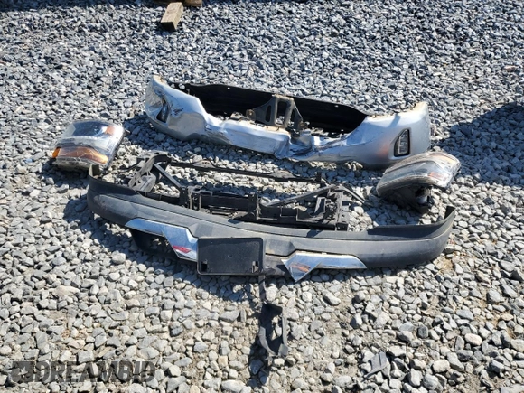 2018 Chevrolet Silverado 1500 LT with VIN 3GCUKREC6JG167804, listed as a Copart auction lot 52859235 with 124,822 mi miles and Salvage Title. Bid and sale history available at DreamBid. Image 12.