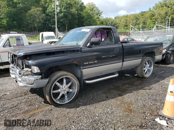 1994 Dodge 1500 z VIN 3B7HC16Y5RM530651, wystawiony jako Copart lot #74453654 z przebiegiem 83 562 mil mil oraz Szkoda całkowita • Salvage title. Historia ofert i sprzedaży dostępna na DreamBid. Obrazek 1.
