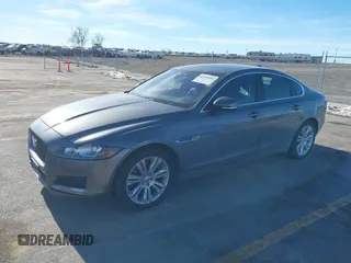 2016 Jaguar XF 35t Premium with VIN SAJBD4BVXGCY14096, listed as a IAAI auction lot 41354580 with 98,748 mi miles. Bid and sale history available at carsss.com. Image 2.