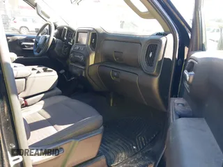 2022 Chevrolet Silverado 1500 Custom with VIN 1GCPDBEK8NZ542961, listed as a IAAI auction lot 40464540 with 45,122 mi miles. Bid and sale history available at carsss.com. Image 5.