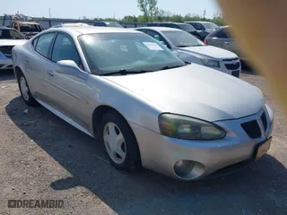 2006 Pontiac Grand Prix with VIN 2G2WP552161198375, listed as a IAAI auction lot 42029321 with 216,871 mi miles. Bid and sale history available at carsss.com. Image 1.