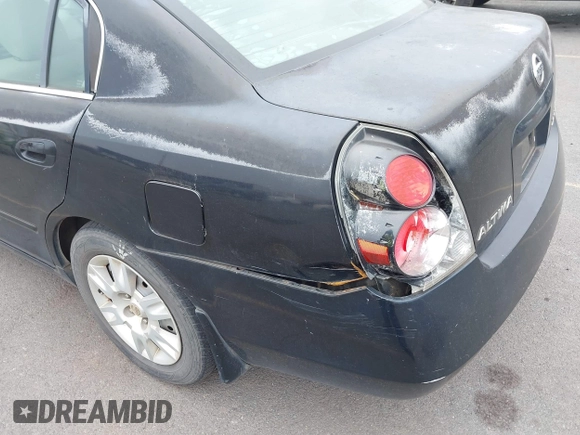 2006 Nissan Altima 2.5 S with VIN 1N4AL11D06C159178, listed as a IAAI auction lot 41594196 with 178,980 mi miles. Bid and sale history available at carsss.com. Image 6.