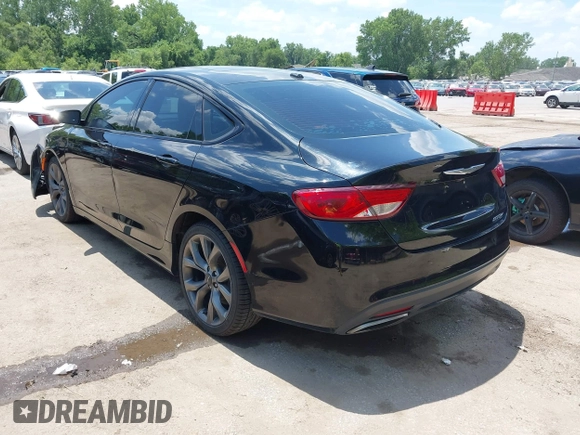 2015 Chrysler 200 S with VIN 1C3CCCBB1FN538906, listed as a IAAI auction lot 42567350 with 131,549 mi miles and . Bid and sale history available at DreamBid. Image 3.