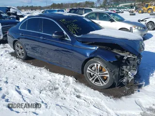 2021 Mercedes-Benz E 350 with VIN W1KZF8EB8MA935738, listed as a IAAI auction lot 41355282 with 63,160 mi miles and . Bid and sale history available at DreamBid. Image 1.