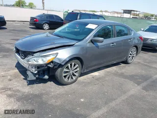 2018 Nissan Altima 2.5 S with VIN 1N4AL3AP9JC208196, listed as a IAAI auction lot 39830924 with 112,291 mi miles. Bid and sale history available at carsss.com. Image 2.