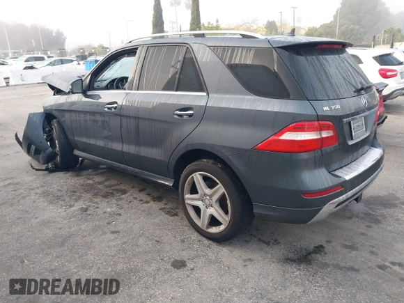 2014 Mercedes-Benz M 350 with VIN 4JGDA2EB2EA307963, listed as a IAAI auction lot 41582162 with 54,963 mi miles and . Bid and sale history available at DreamBid. Image 3.